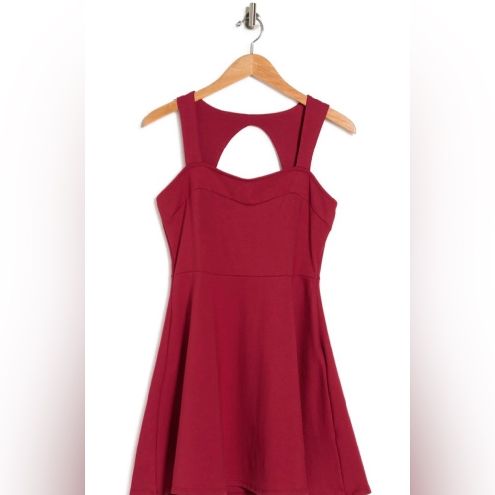 Vanity Room Herringbone Cut Out Back Red Mini Dress Size Small (2-4) NWT - Picture 3 of 10